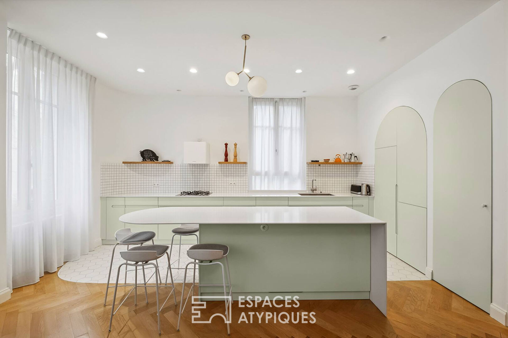 Apartment renovated by an architect a few steps from Place Lyautey