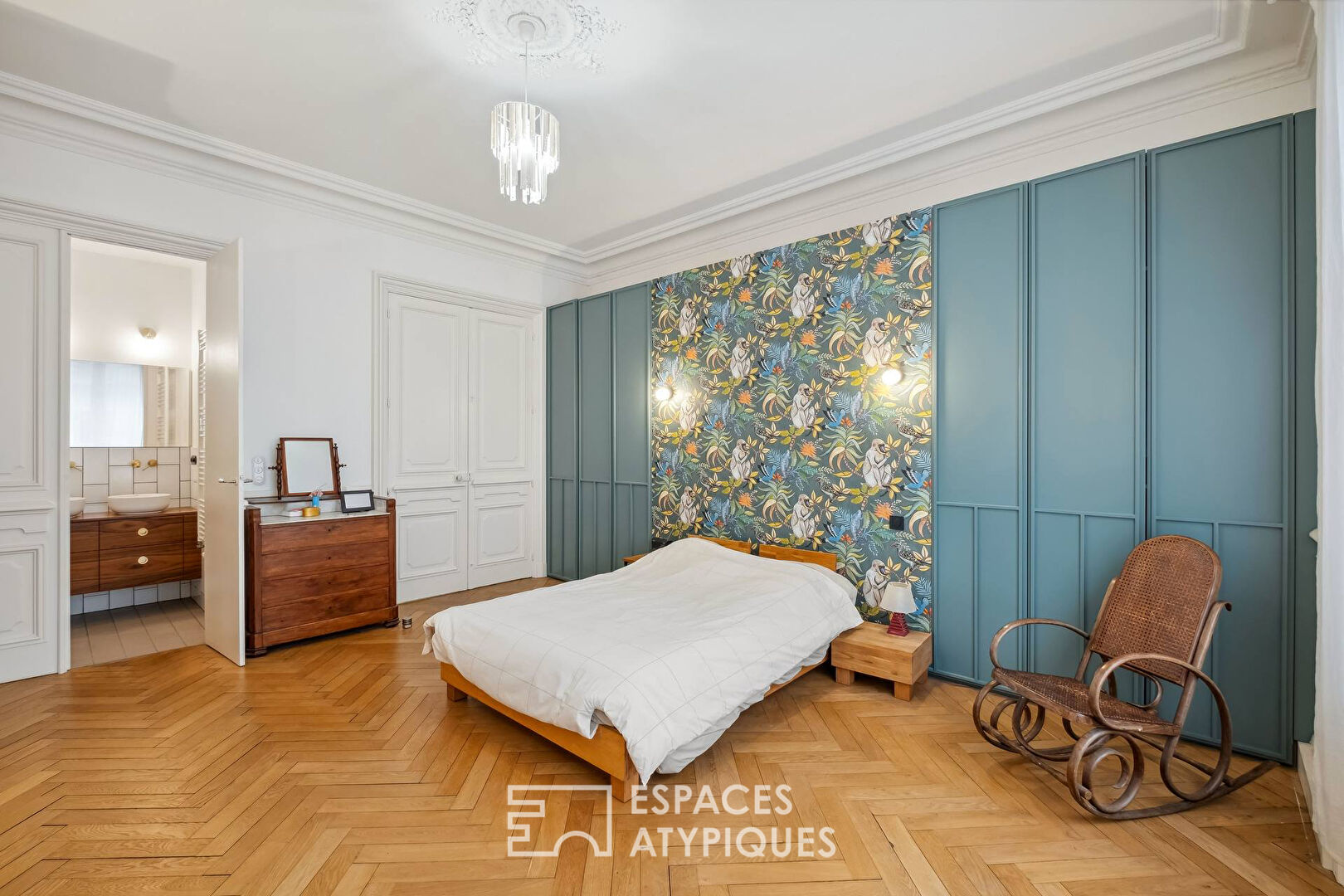 Apartment renovated by an architect a few steps from Place Lyautey