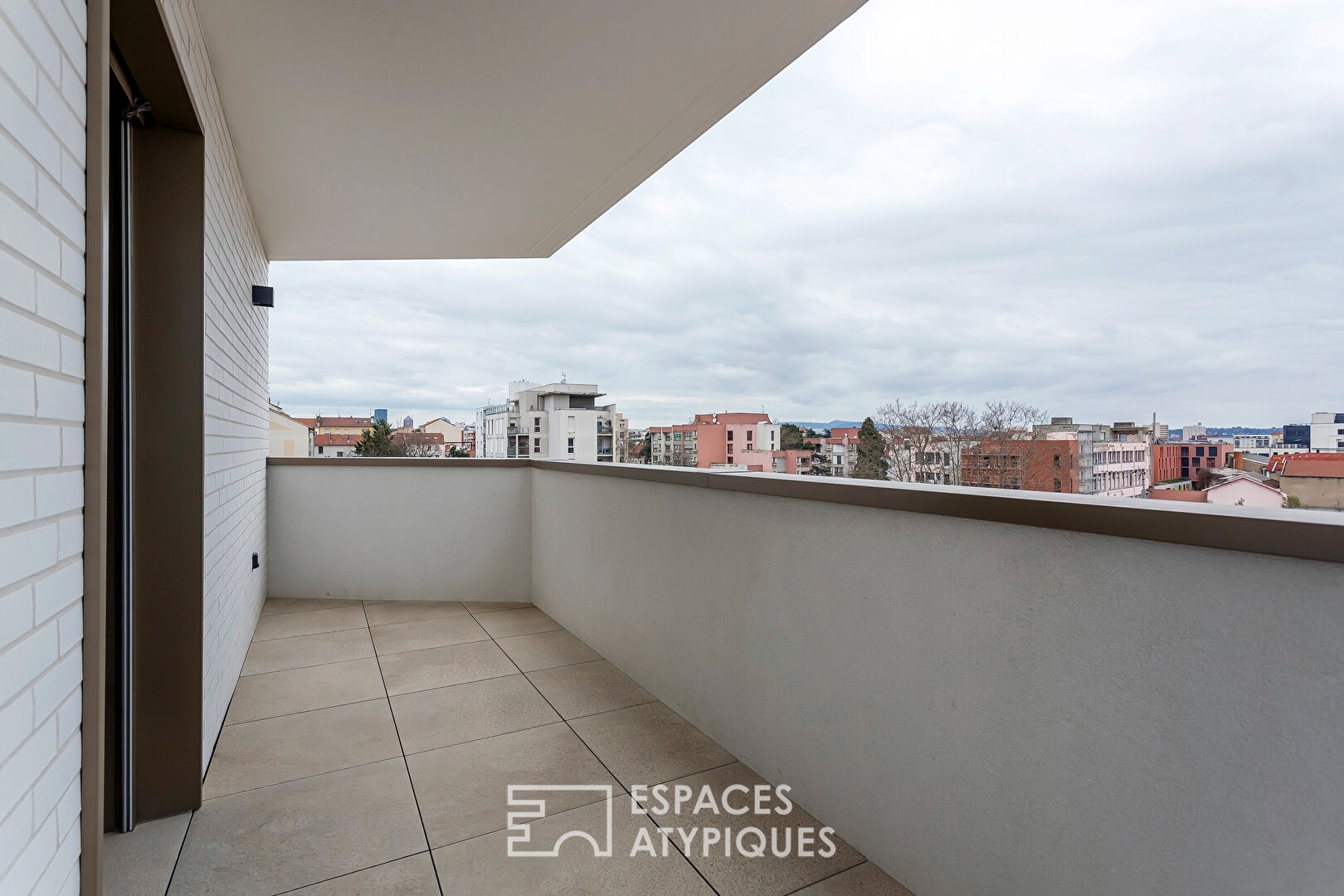 Roof terrace on the top floor