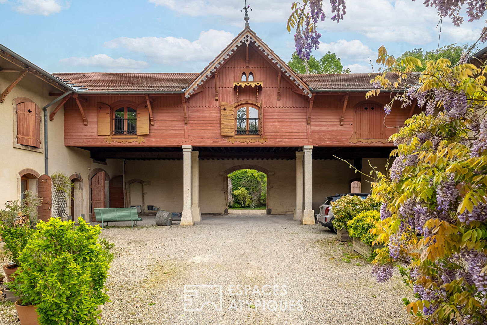 Appartement dans un ancien corps de ferme à Vernaison