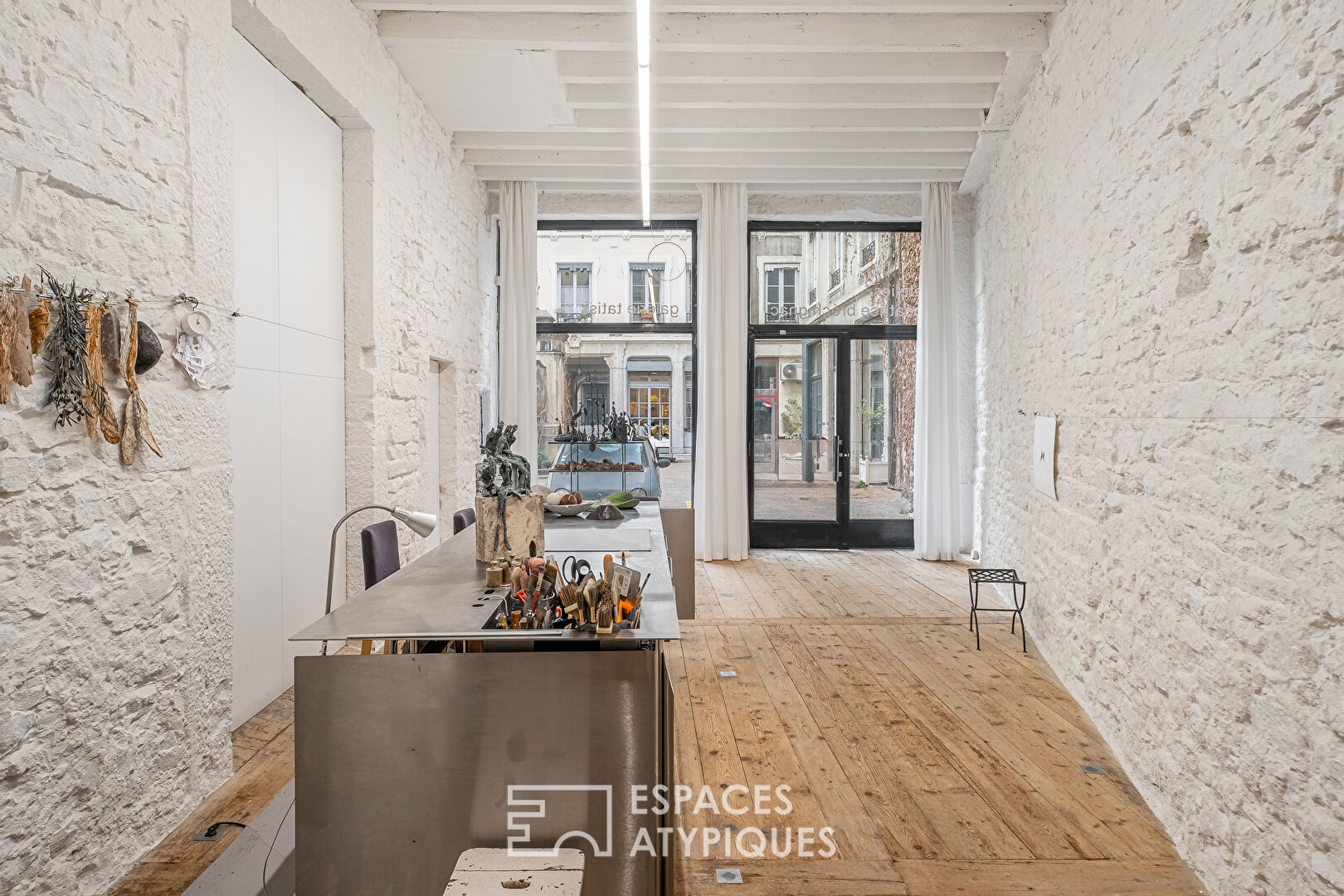 Duplex loft in the heart of the Ainay district