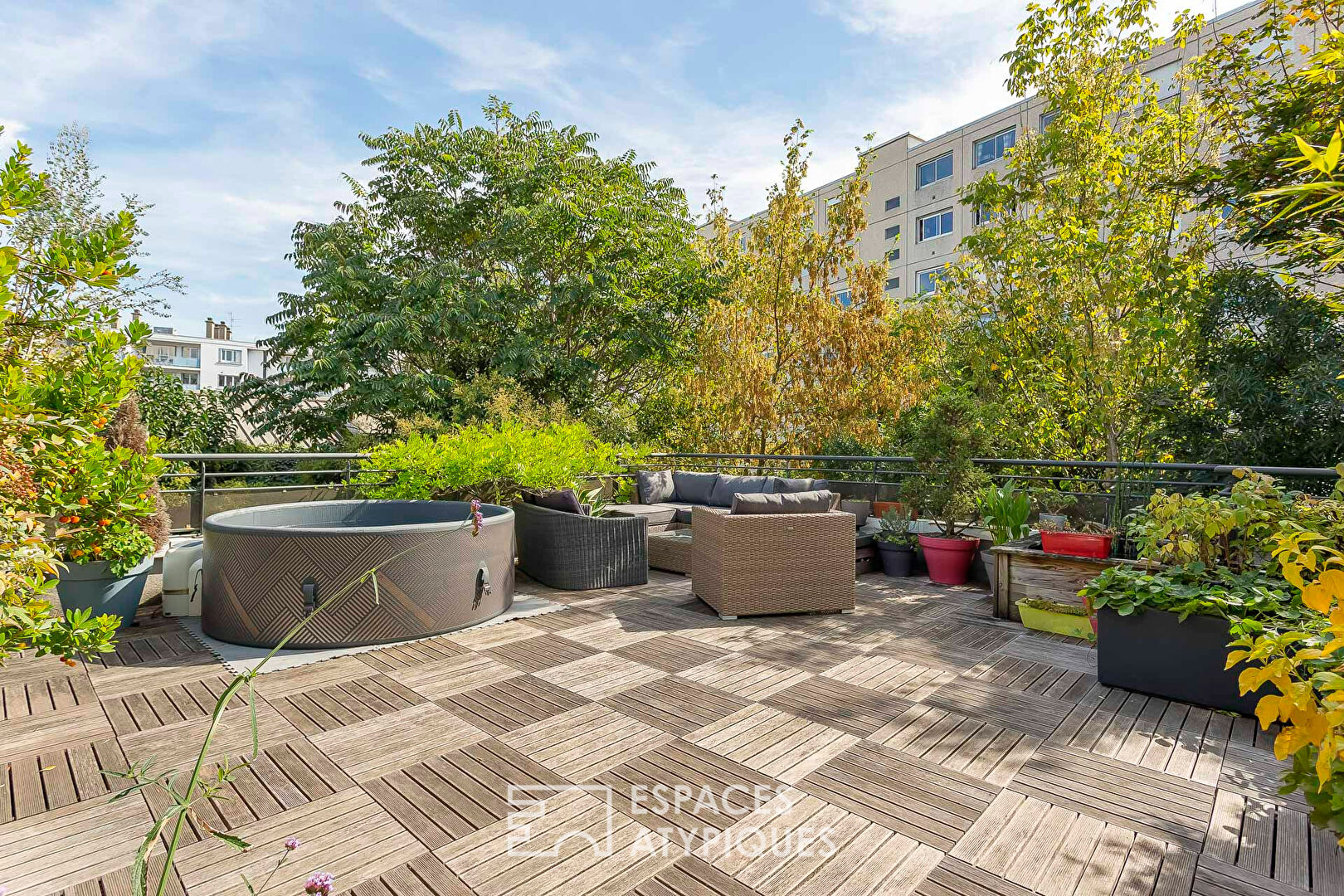 Townhouse with garden and terrace