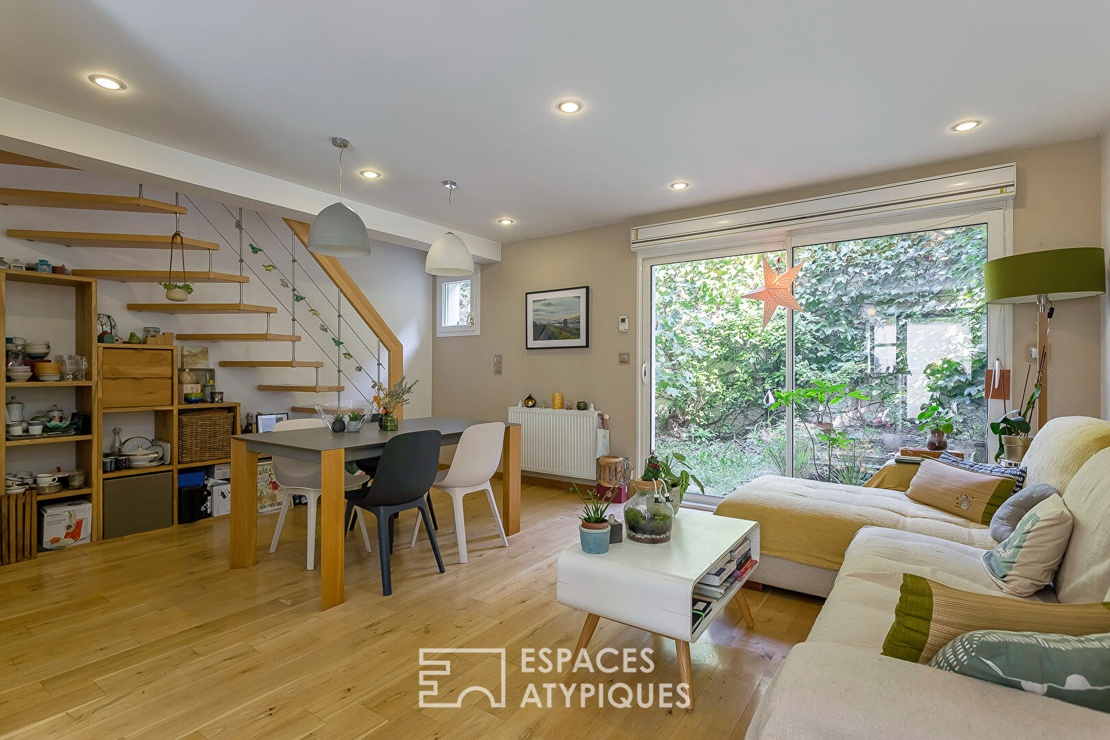 Townhouse with garden and terrace