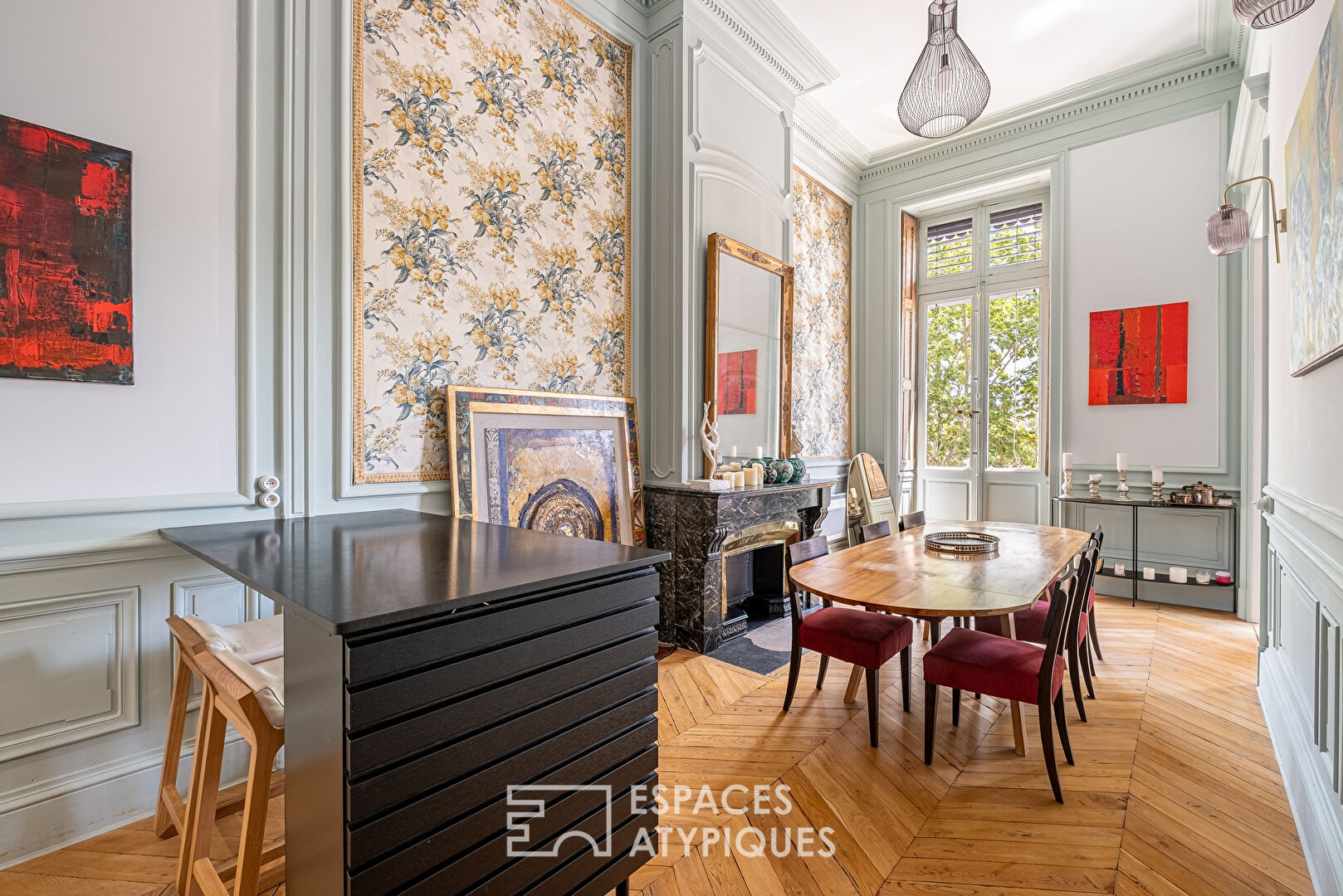 Magnifique appartement bourgeois donnant sur la Place Bellecour