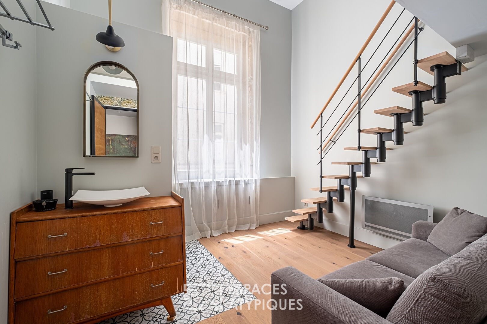 Magnificent bourgeois apartment overlooking Place Bellecour