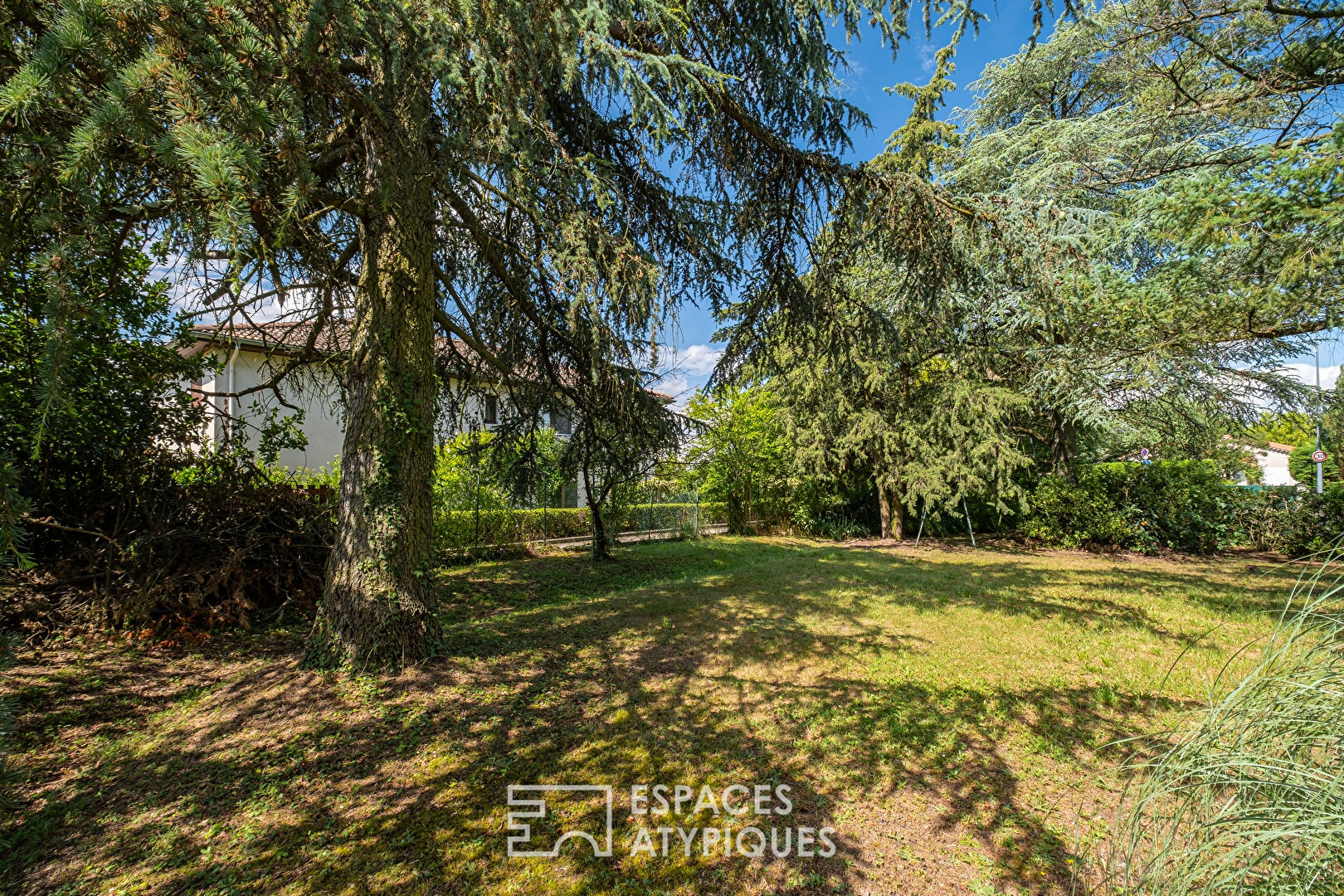 House with garden to renovate