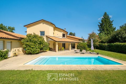 Contemporaire avec piscine au bord du Grand Large