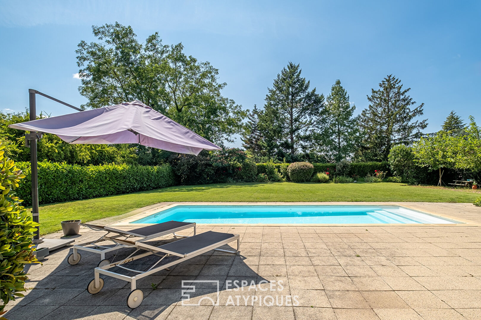 Contemporaire avec piscine au bord du Grand Large