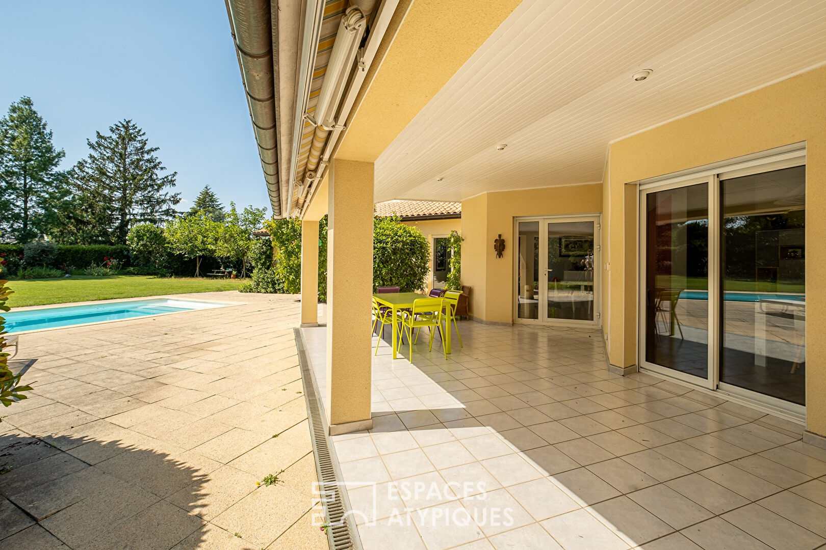 Contemporaire avec piscine au bord du Grand Large