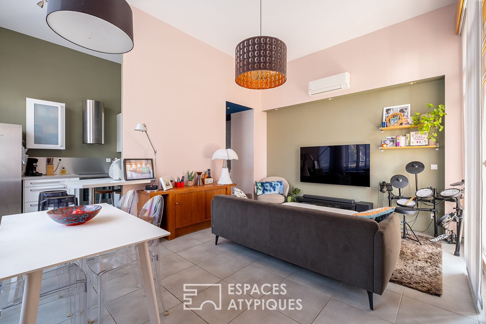 Appartement esprit loft avec terrasse à Garibaldi