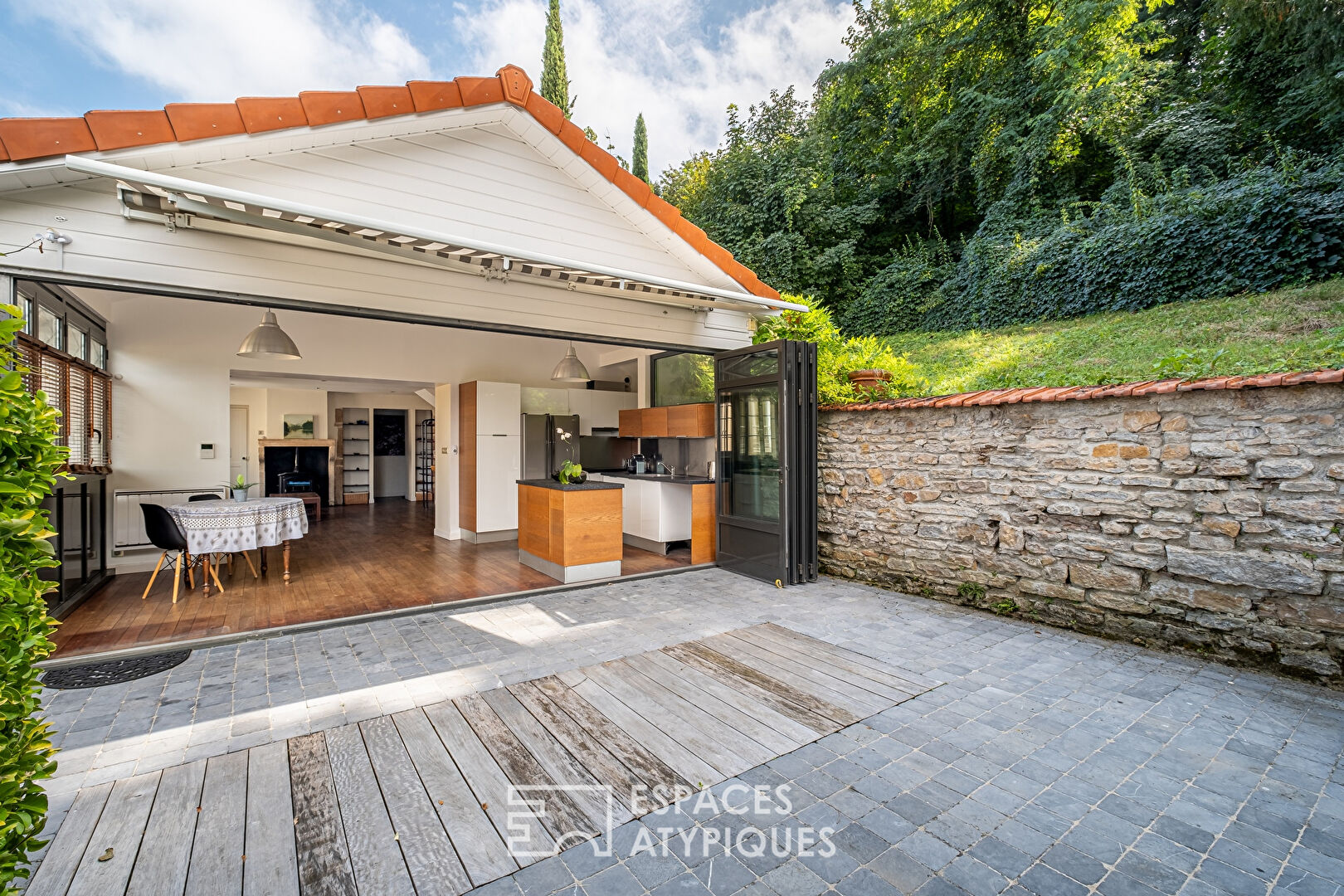 Triplex avec terrasse et vue sur la Saône