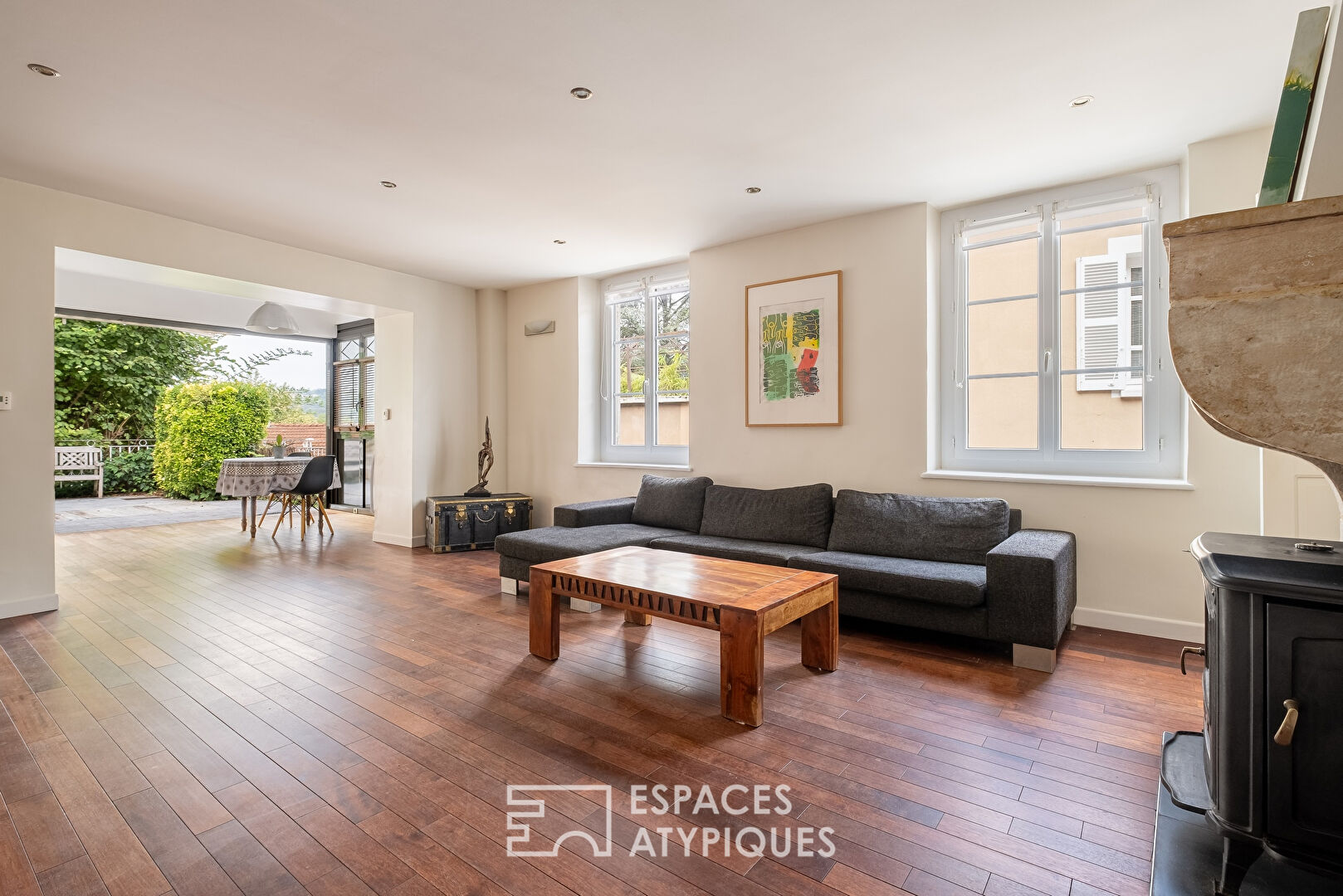 Triplex with terrace and view of the Saône