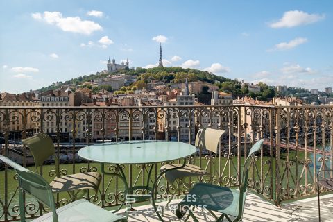 Appartement d’exception en dernier étage avec vue Saône et Fourvière