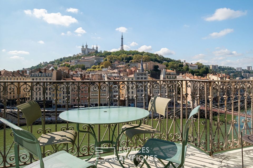 Appartement d'exception vue Saône et vue Fourvière en dernier étage