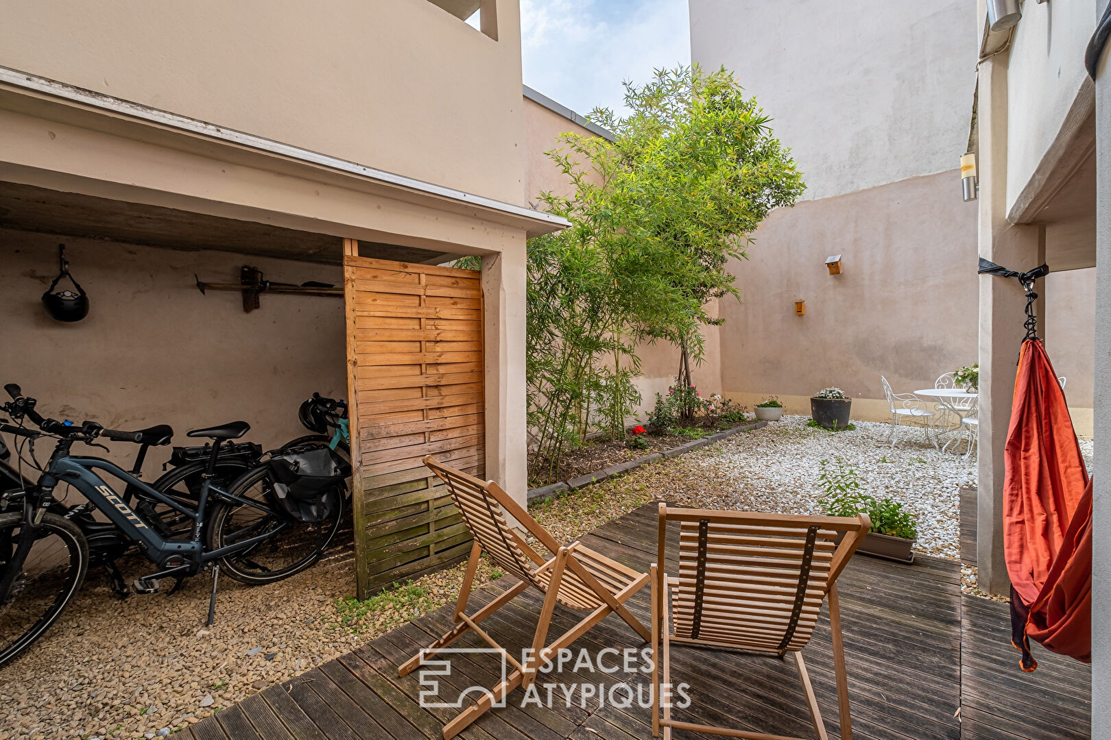 Appartement en plein coeur de Saint-Just avec jardin