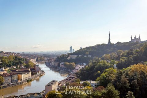 Appartement rénové par architecte avec vue incroyable et balcon