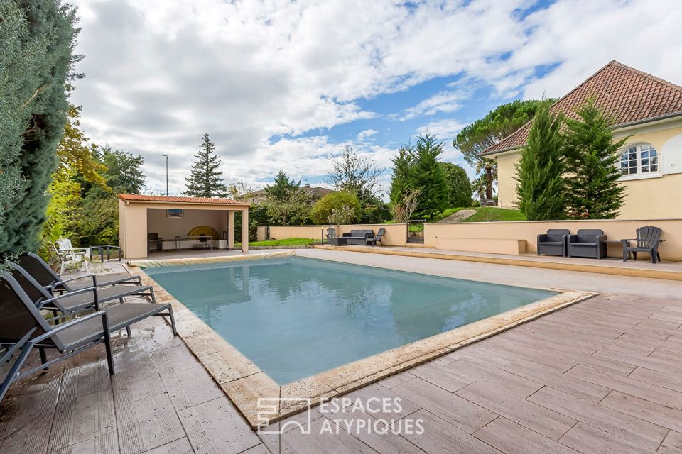 Maison familiale avec jardin et piscine