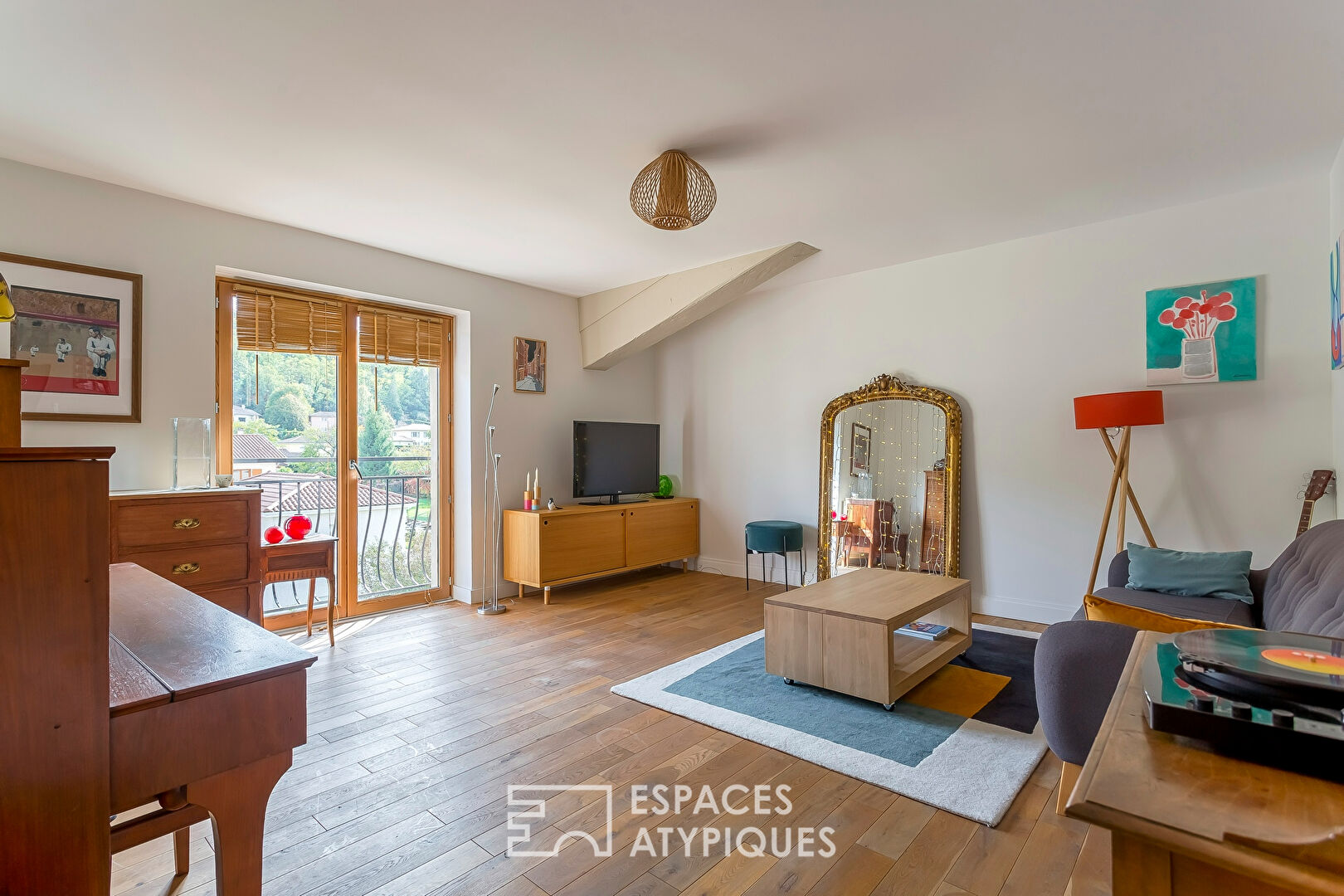 Duplex avec jardin dans une ancienne bâtisse du 17ème