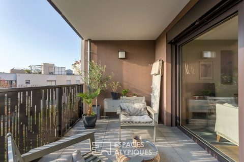 Contemporary apartment with terrace