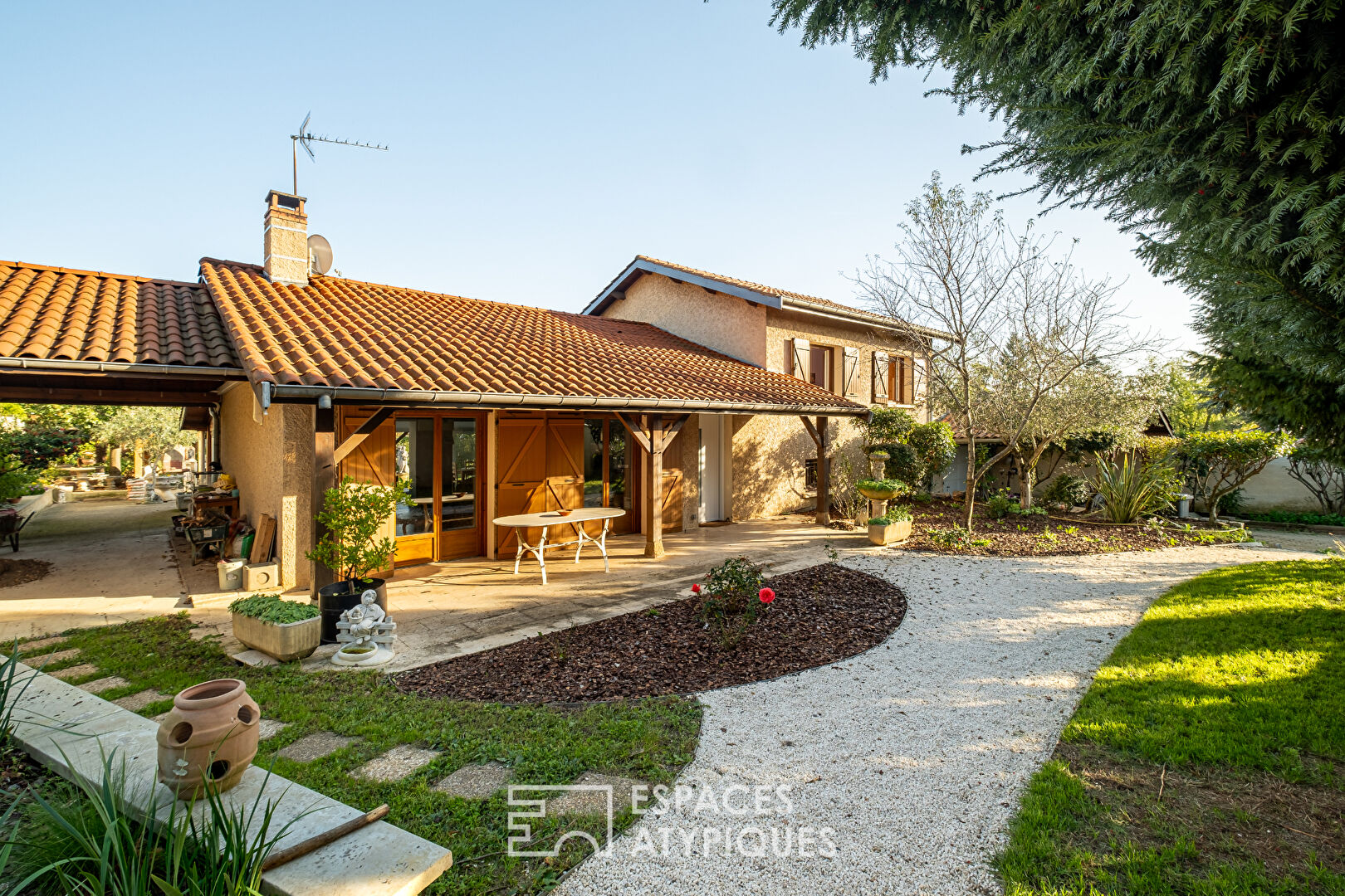 Villa avec Jardin paysagé proche du centre