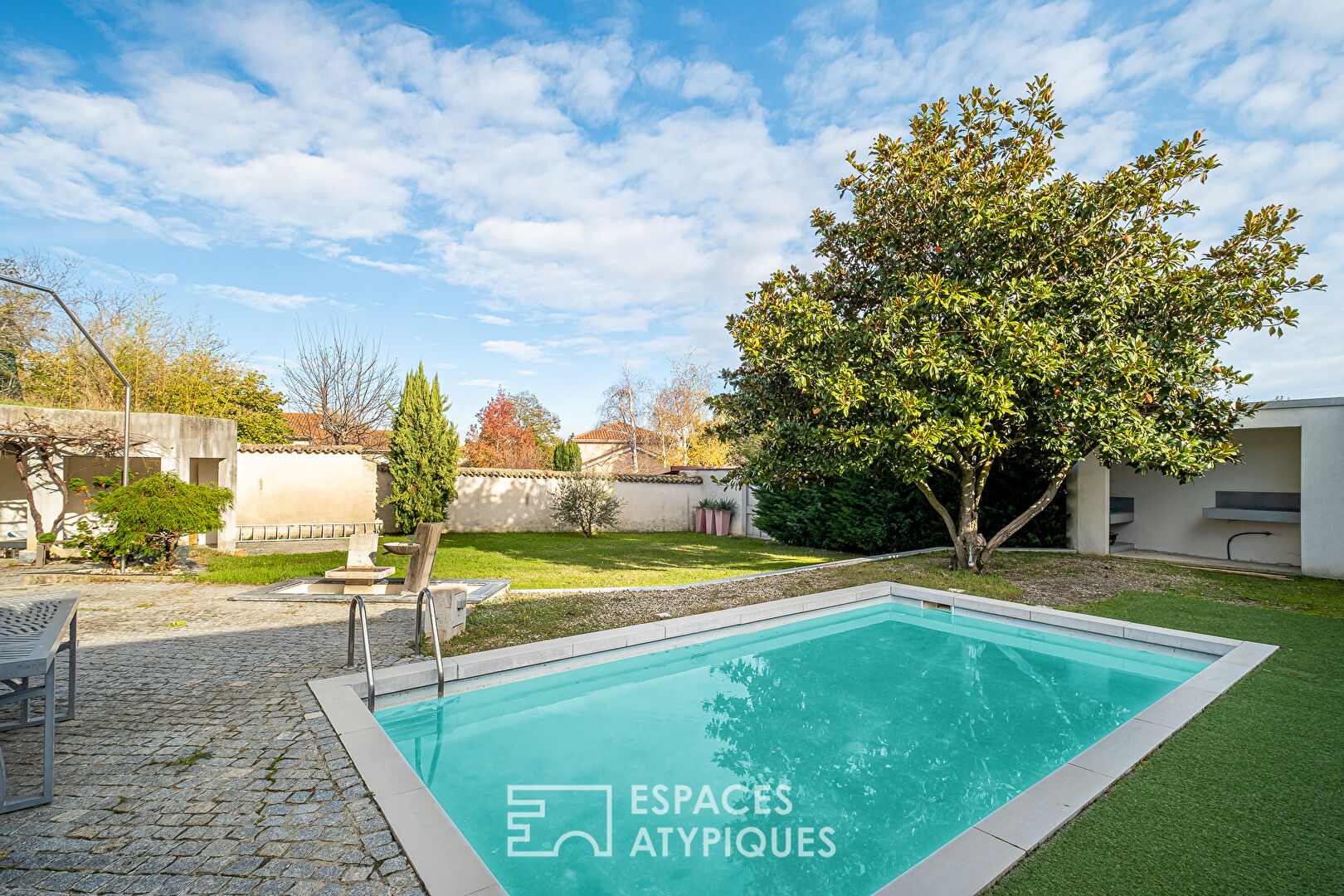 Maison d’Architecte avec Piscine en plein centre d’Irigny