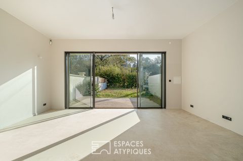 Loft in a former car showroom in Sainte Foy Les Lyon