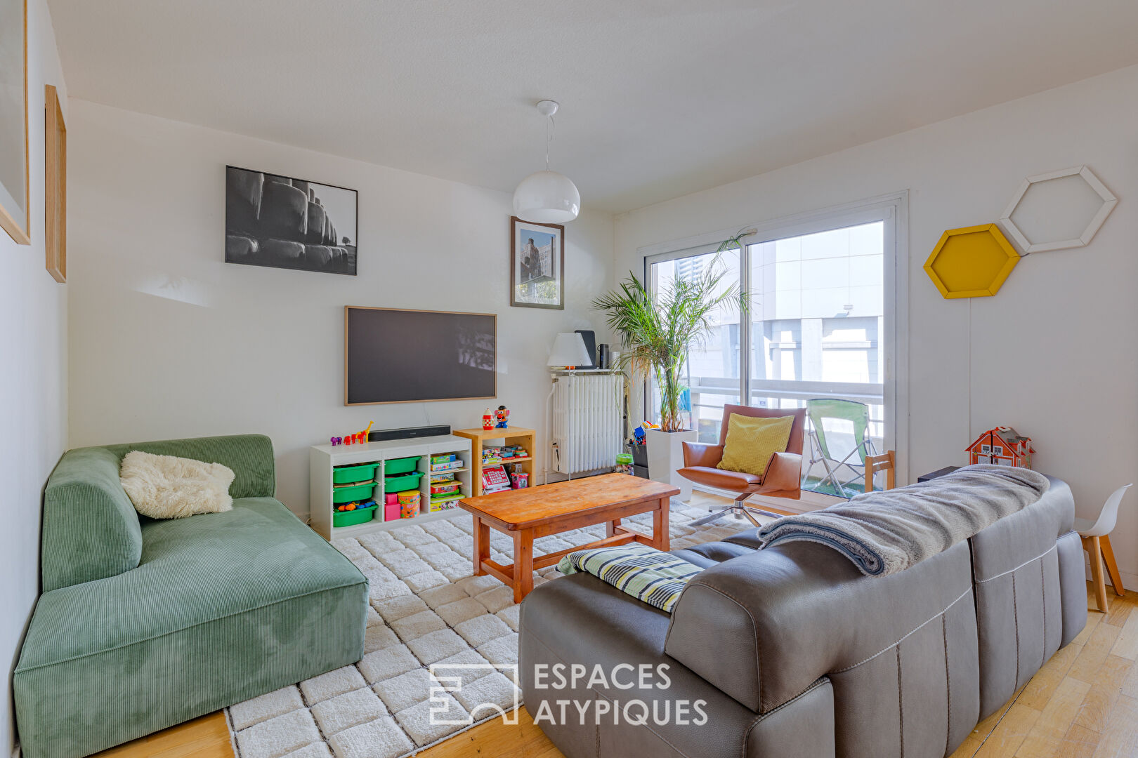 Appartement T5 rénové avec balcons