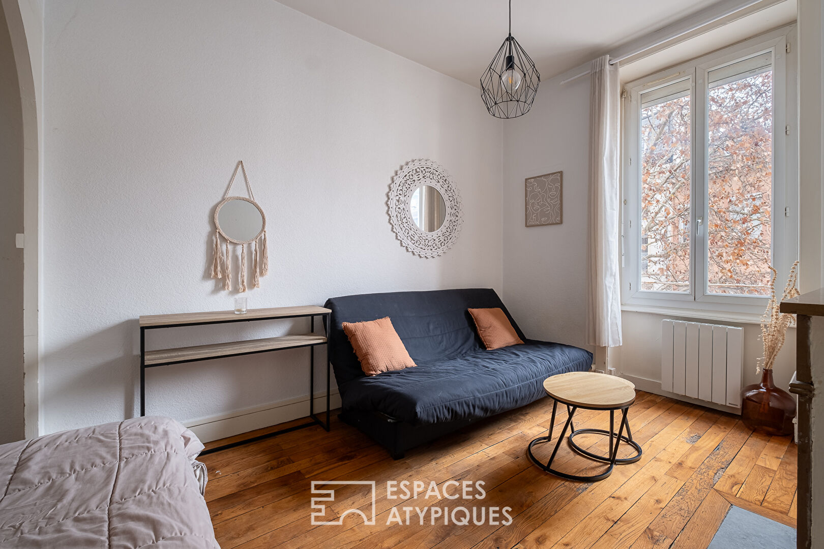 Furnished renovation in Duguesclin