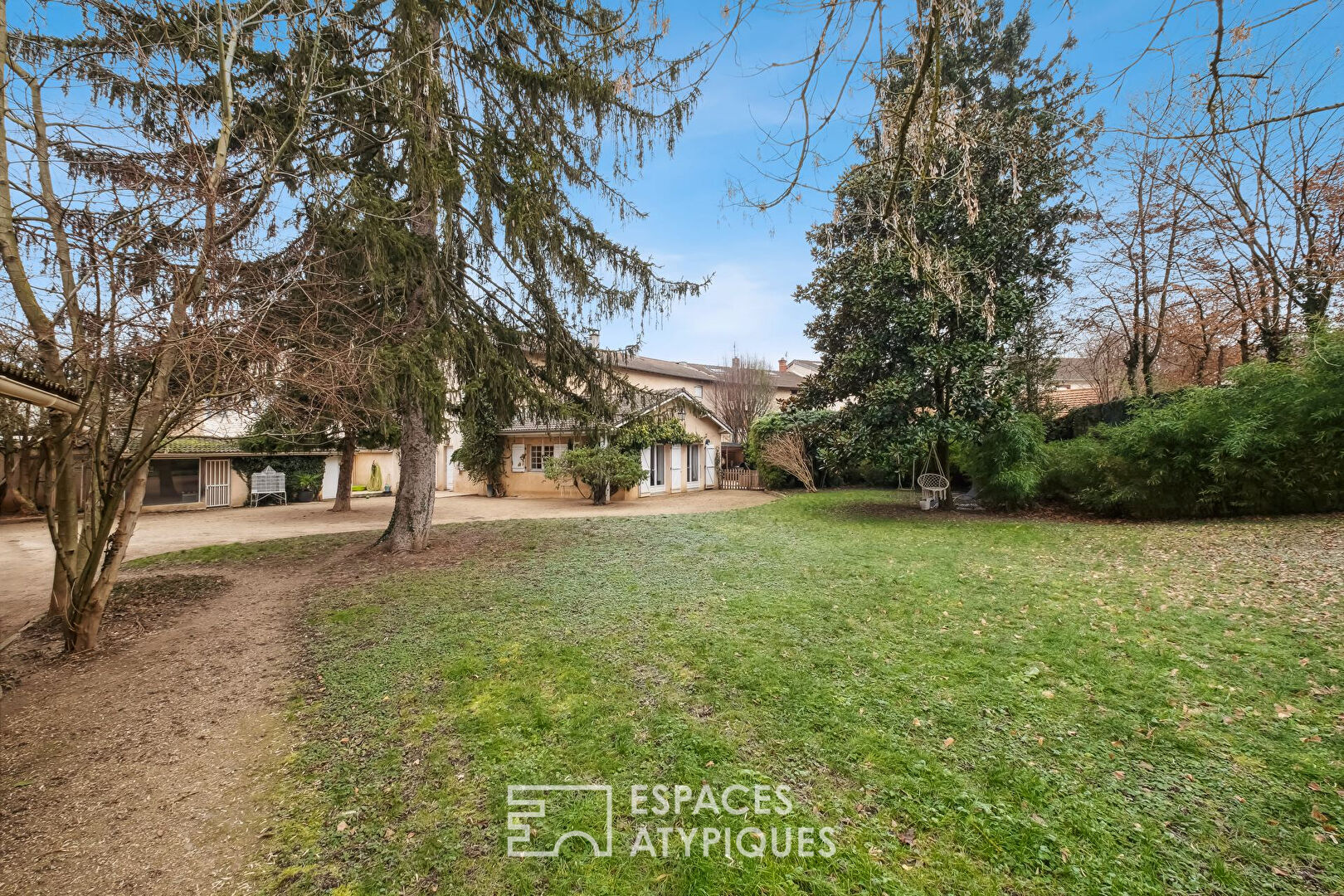 Maison avec jardin à Loyettes