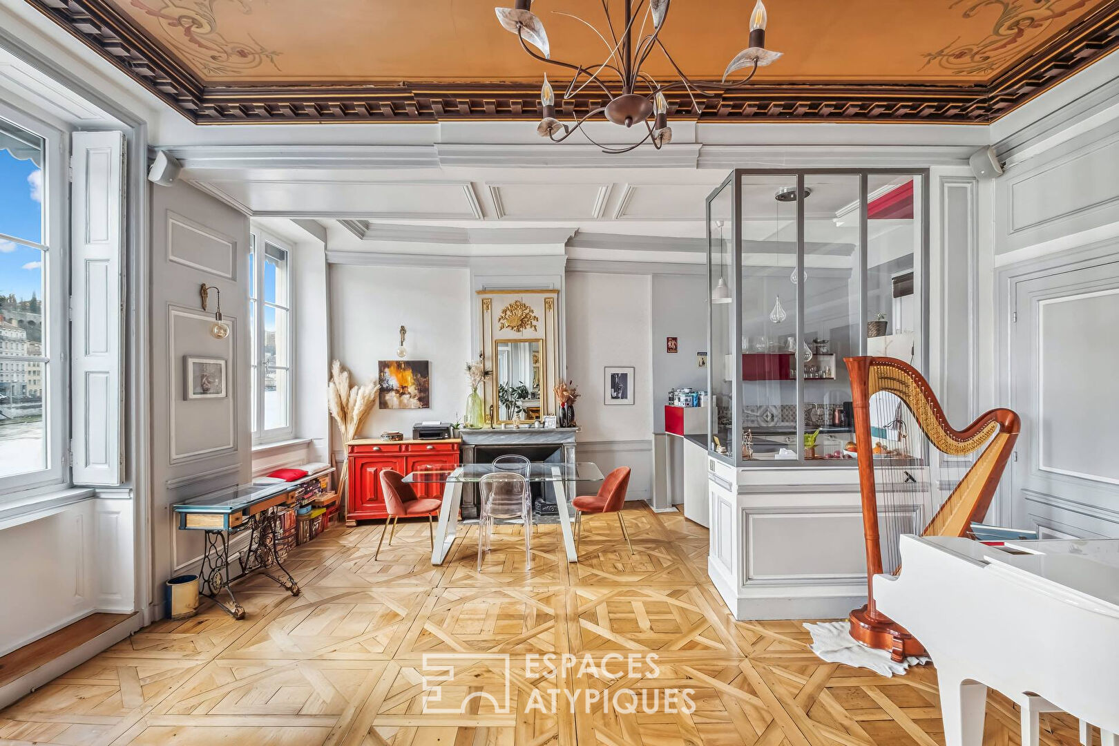 Renovated family apartment with view of the Saône