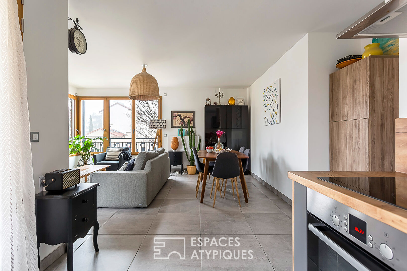 Appartement contemporain avec terrasse