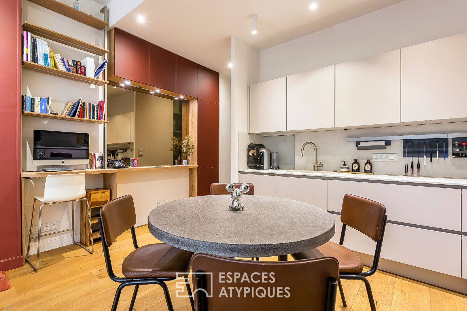 Appartement rénové au dernier étage