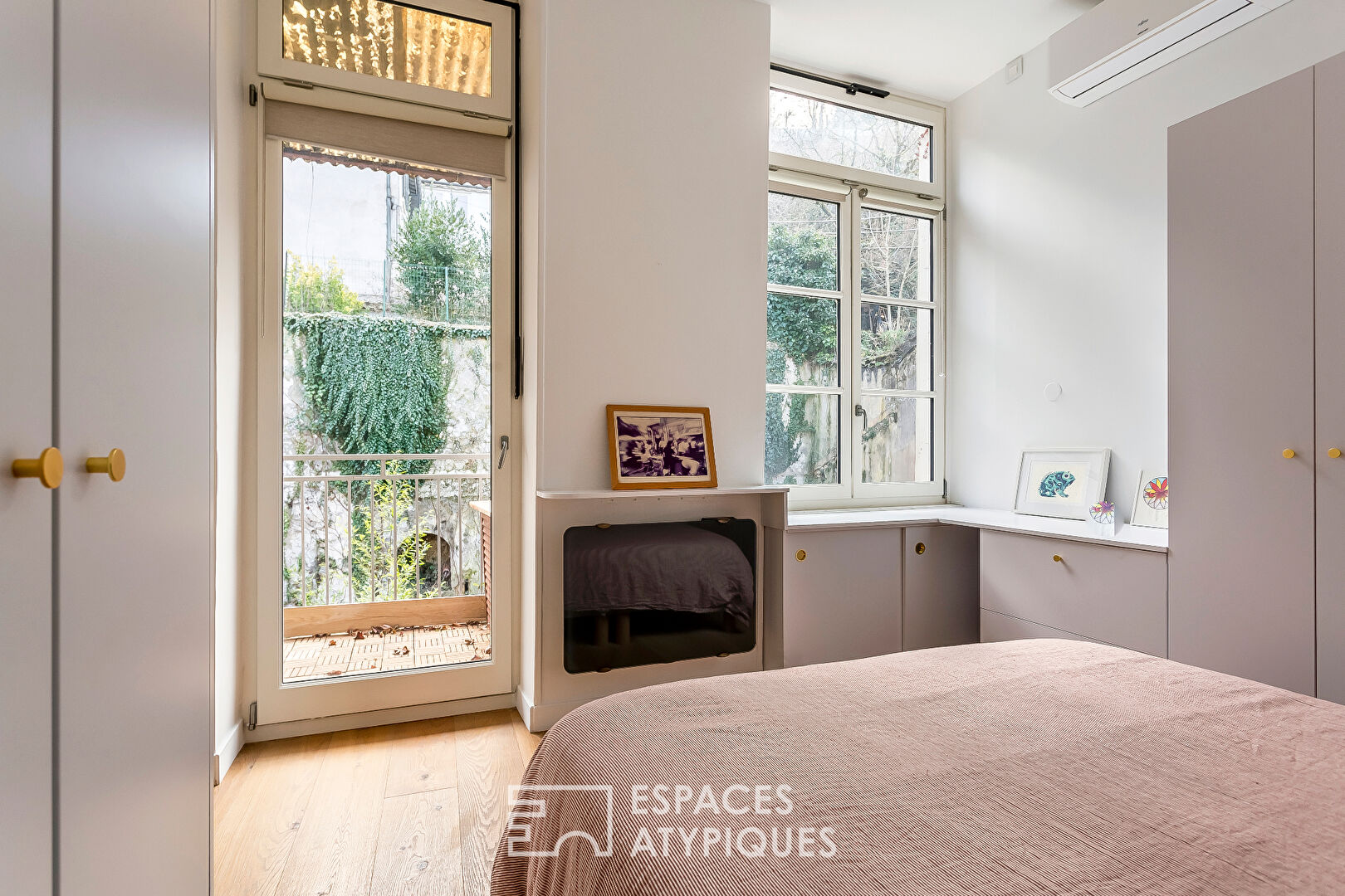 Appartement rénové au dernier étage