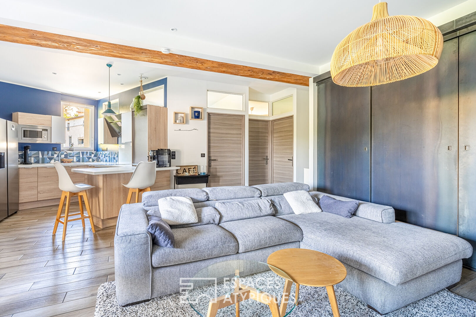 Appartement avec jardin dans une ancienne bâtisse