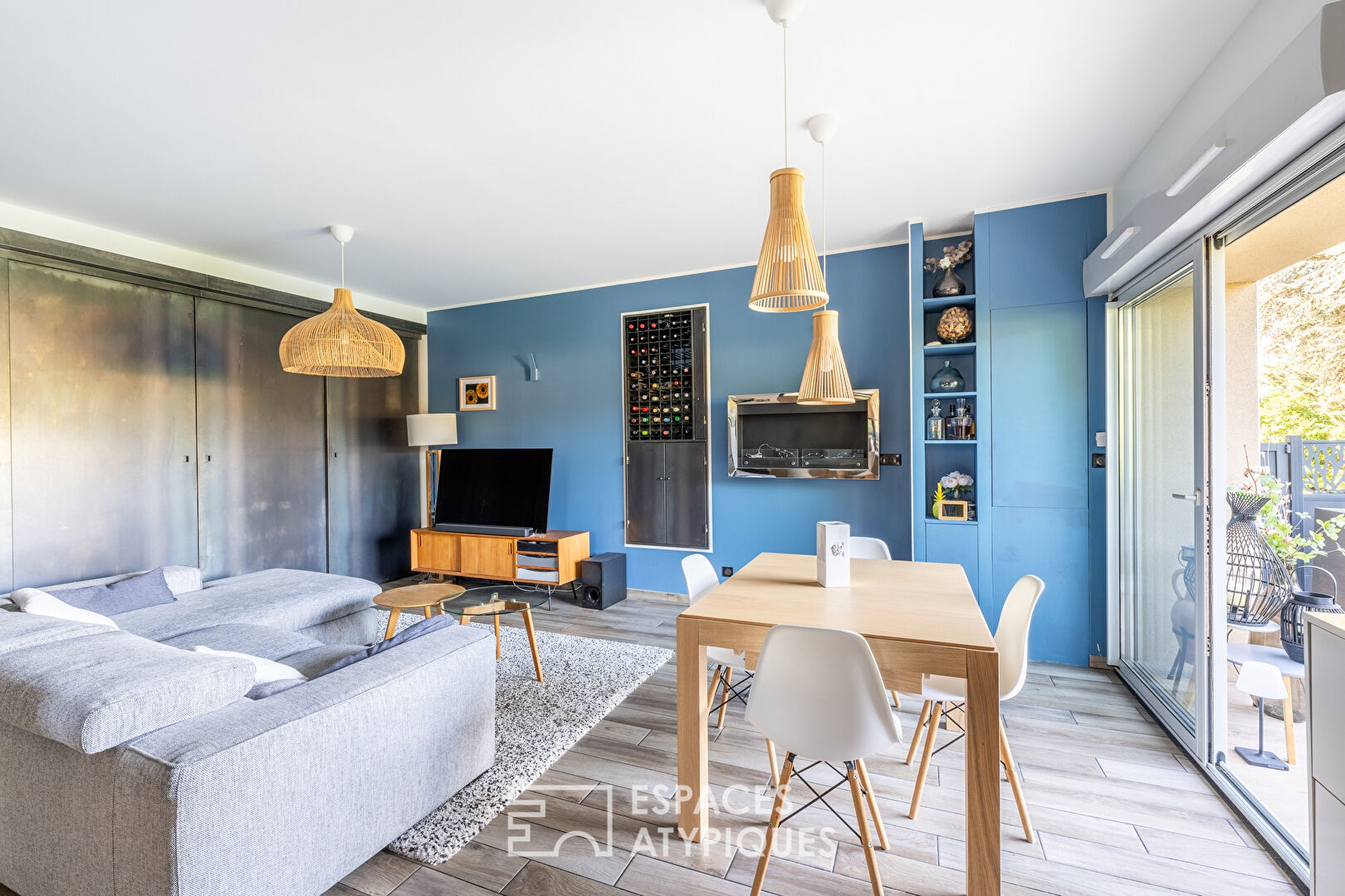 Appartement avec jardin dans une ancienne bâtisse