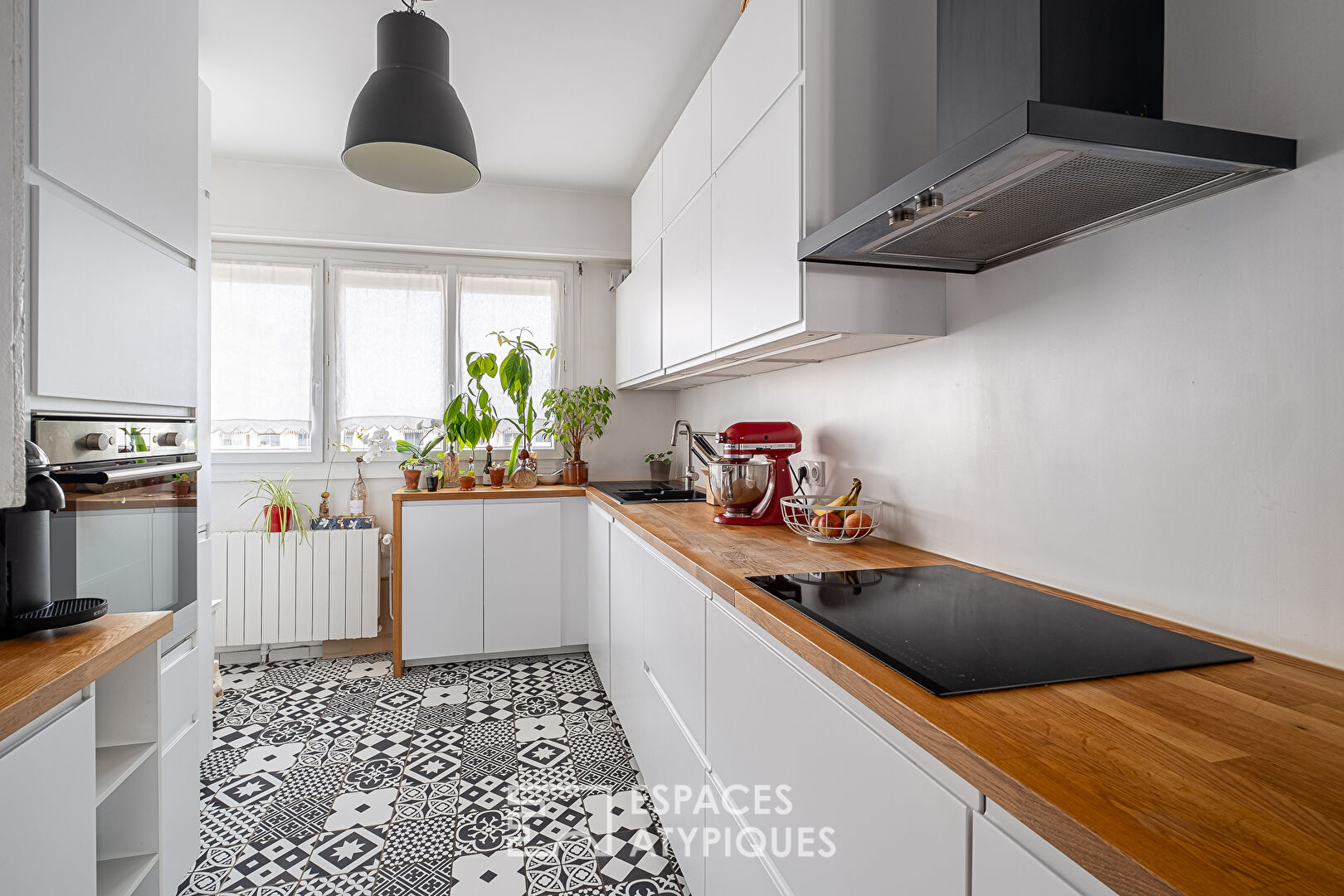 Appartement rénové en dernier étage au coeur du 6e arrondissement