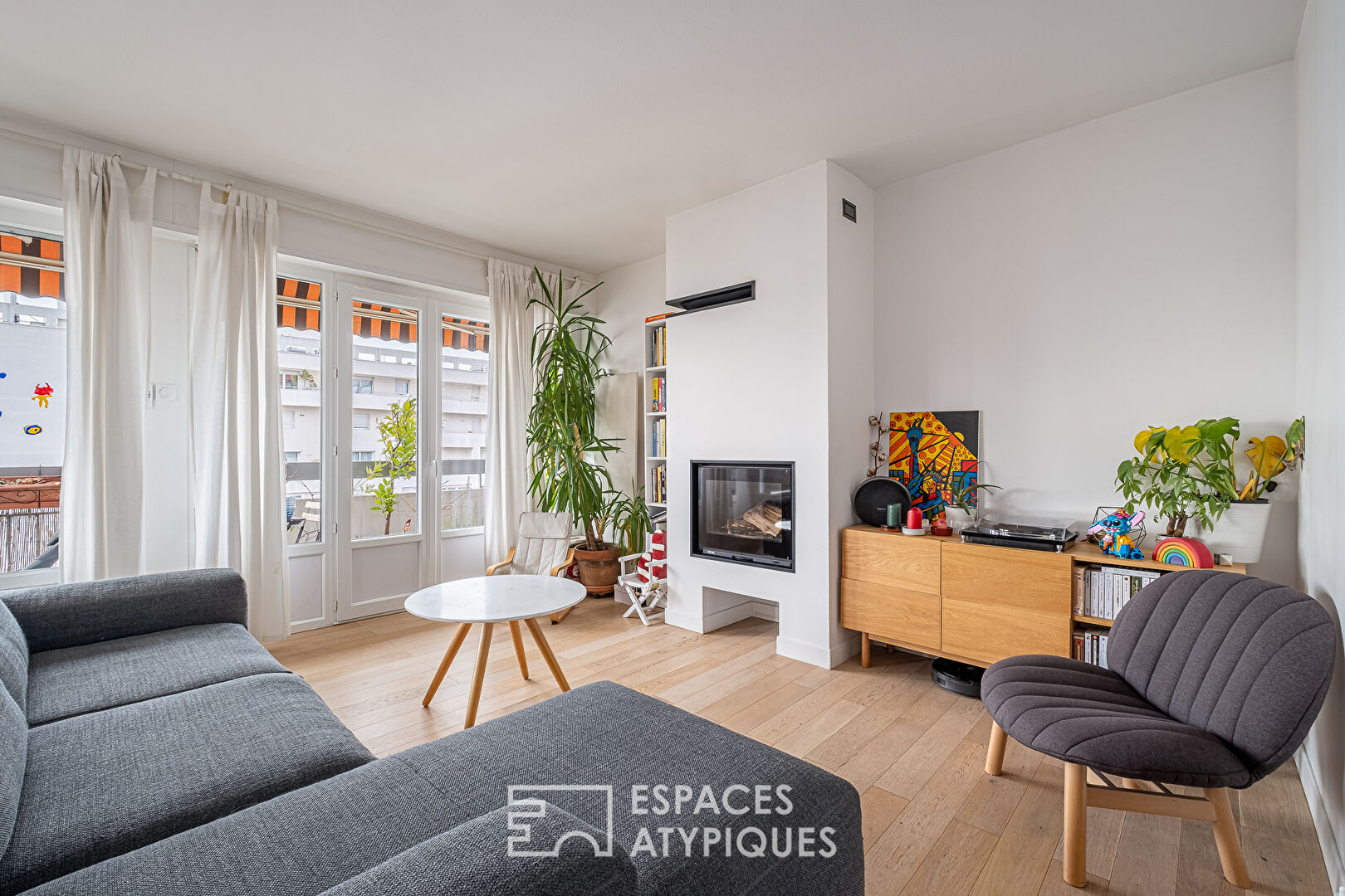 Appartement rénové en dernier étage au coeur du 6e arrondissement