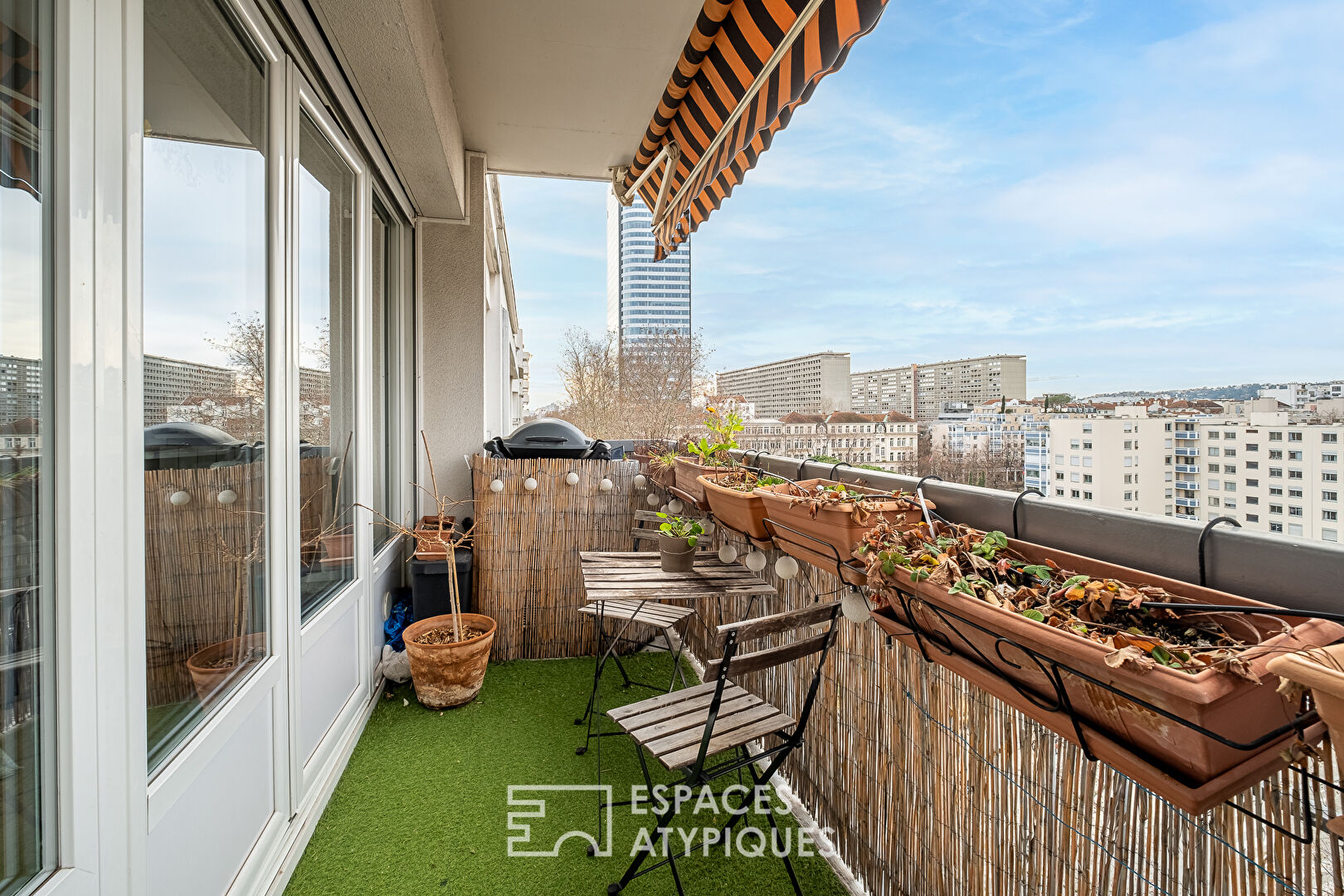 Appartement rénové en dernier étage au coeur du 6e arrondissement