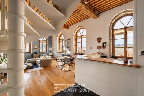 Magnifique duplex avec vue sur la Saône