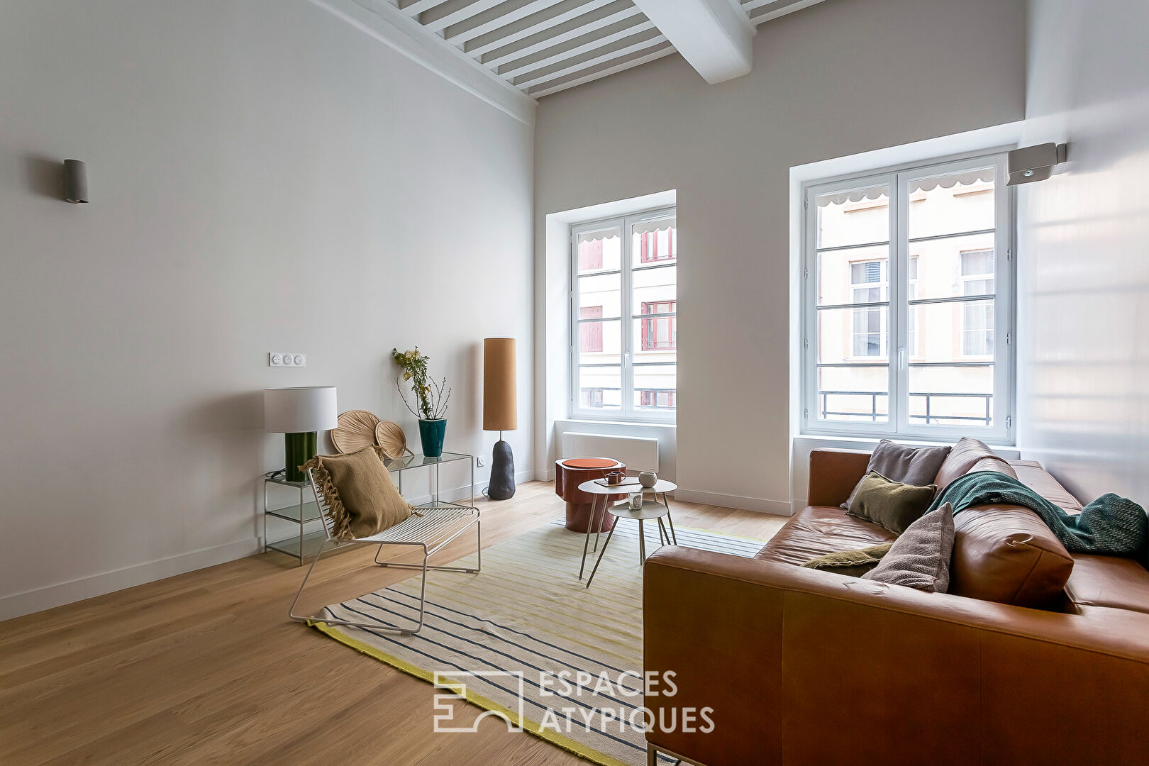 Appartement ancien rénové par architecte à quelques mètres du métro « Croix-Rousse »