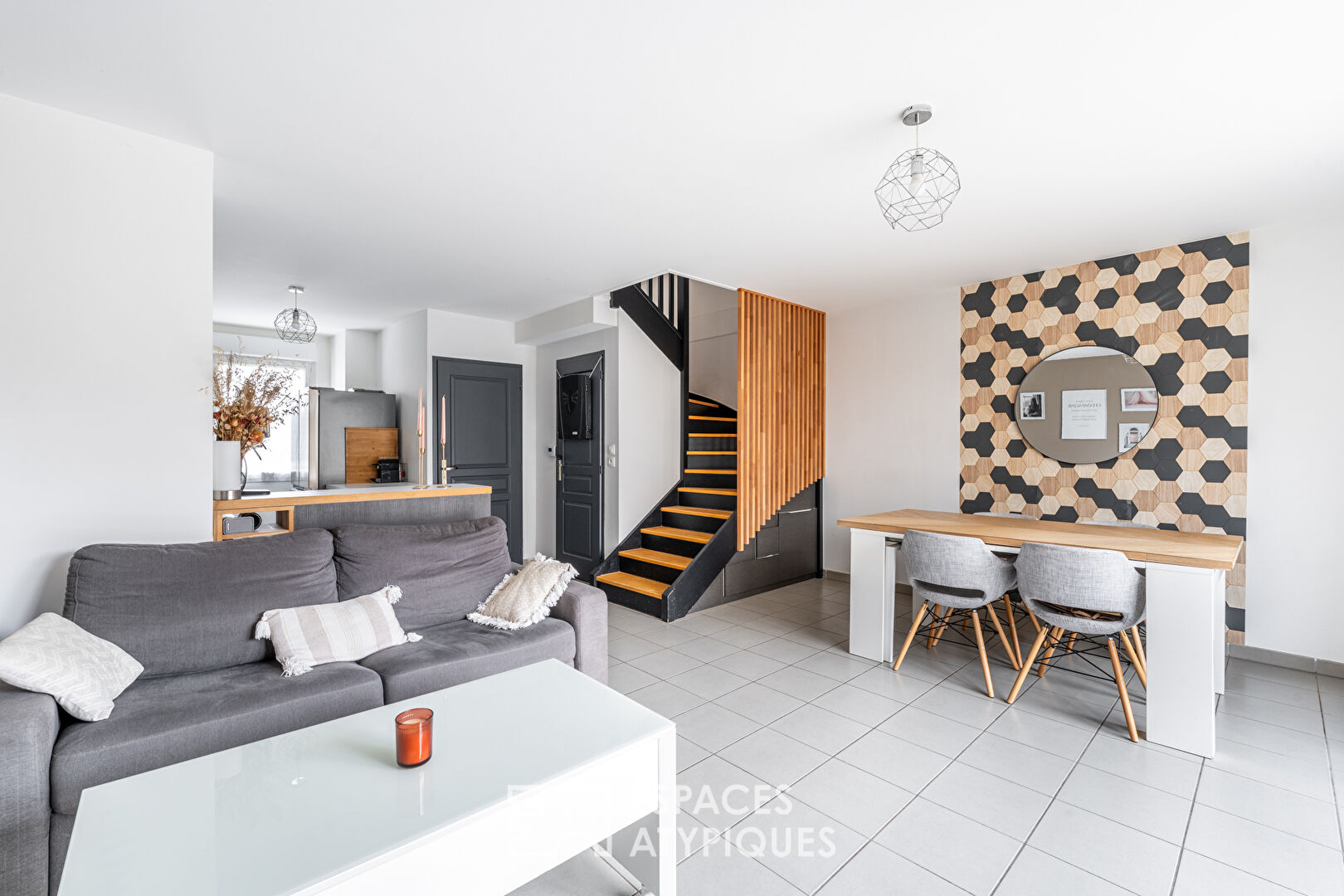 Duplex contemporain avec jardin intimiste à Grézieu-la-Varenne