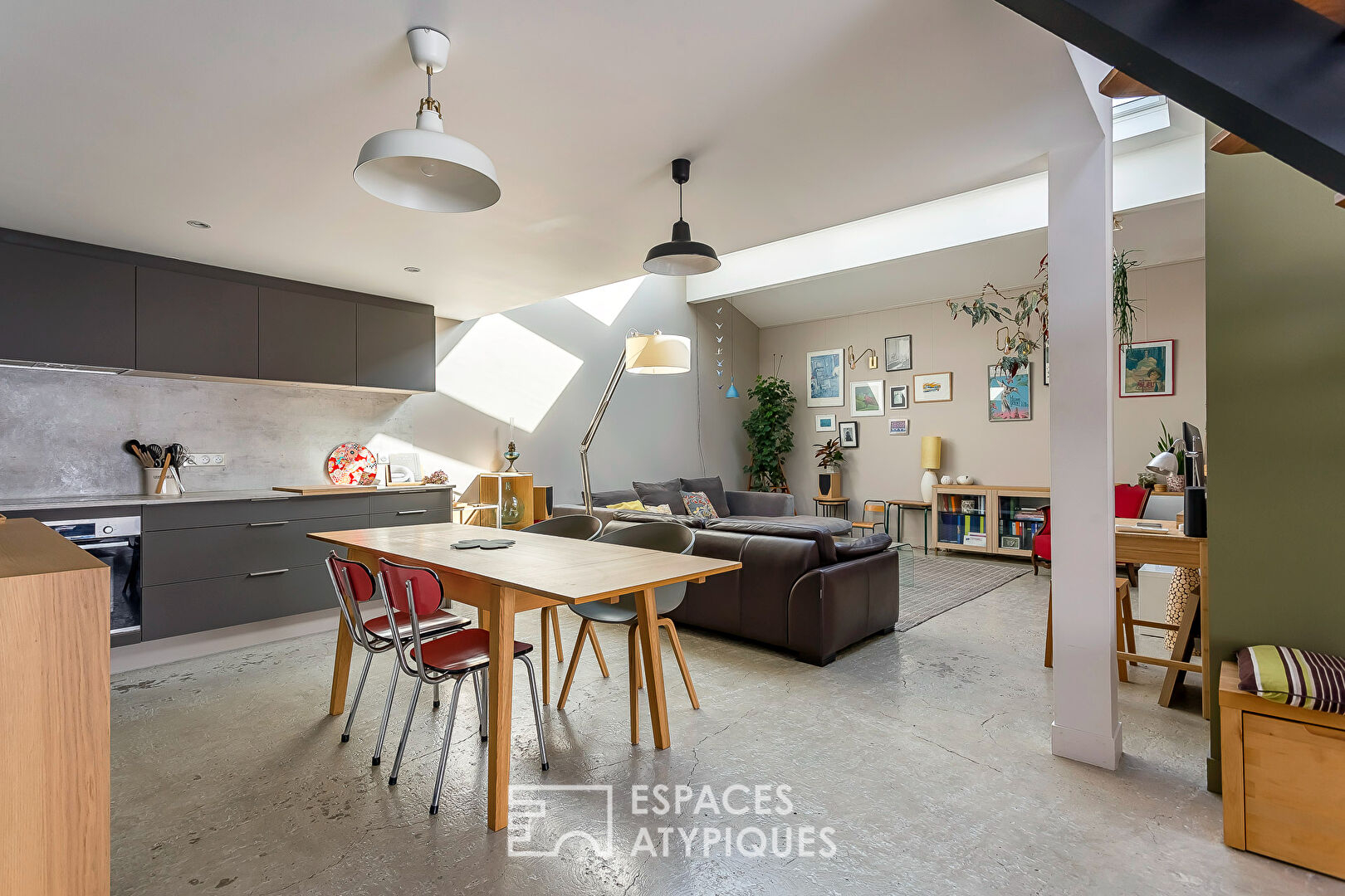 Loft rénové quartier monplaisir