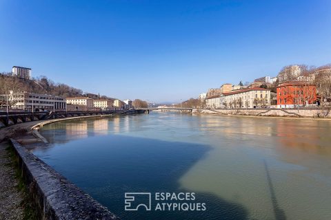 Family apartment overlooking the Saone