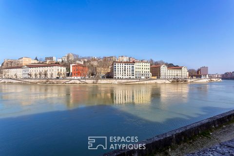 Family apartment overlooking the Saone