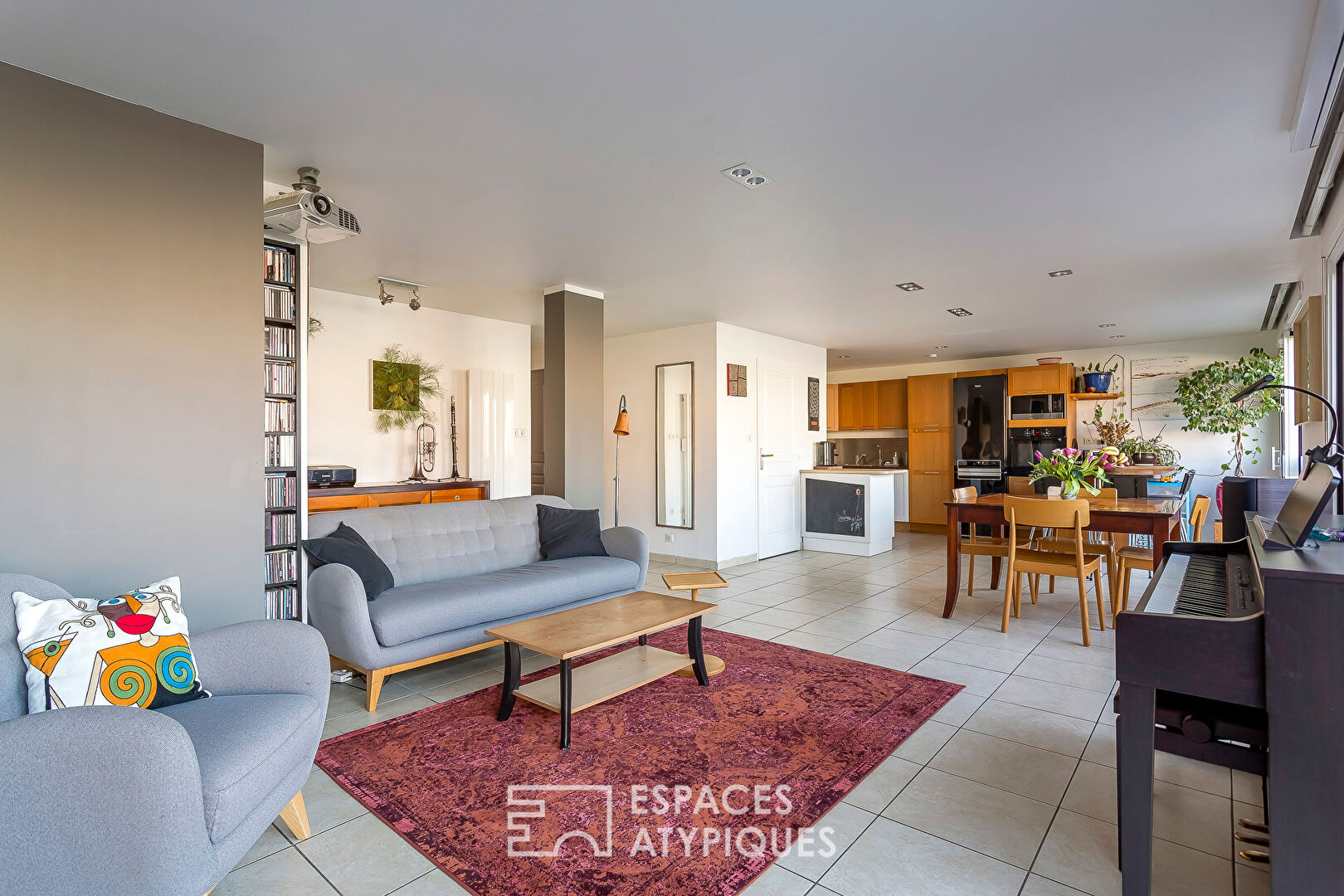 Family apartment overlooking the Saone