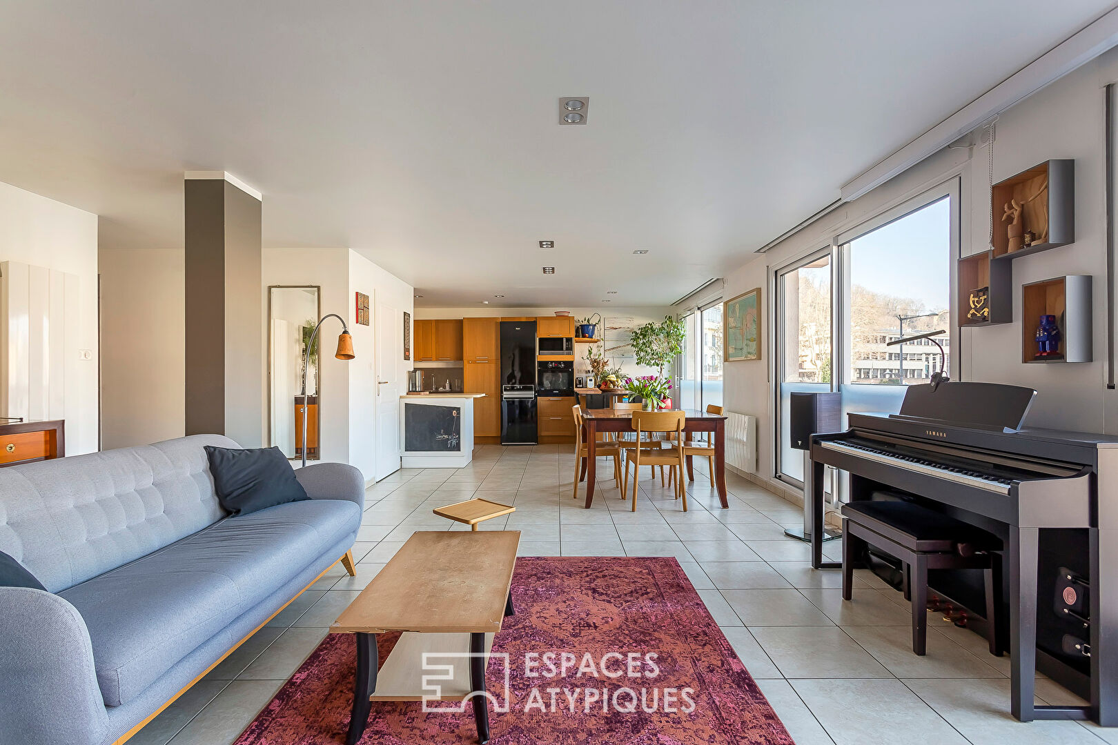 Family apartment overlooking the Saone