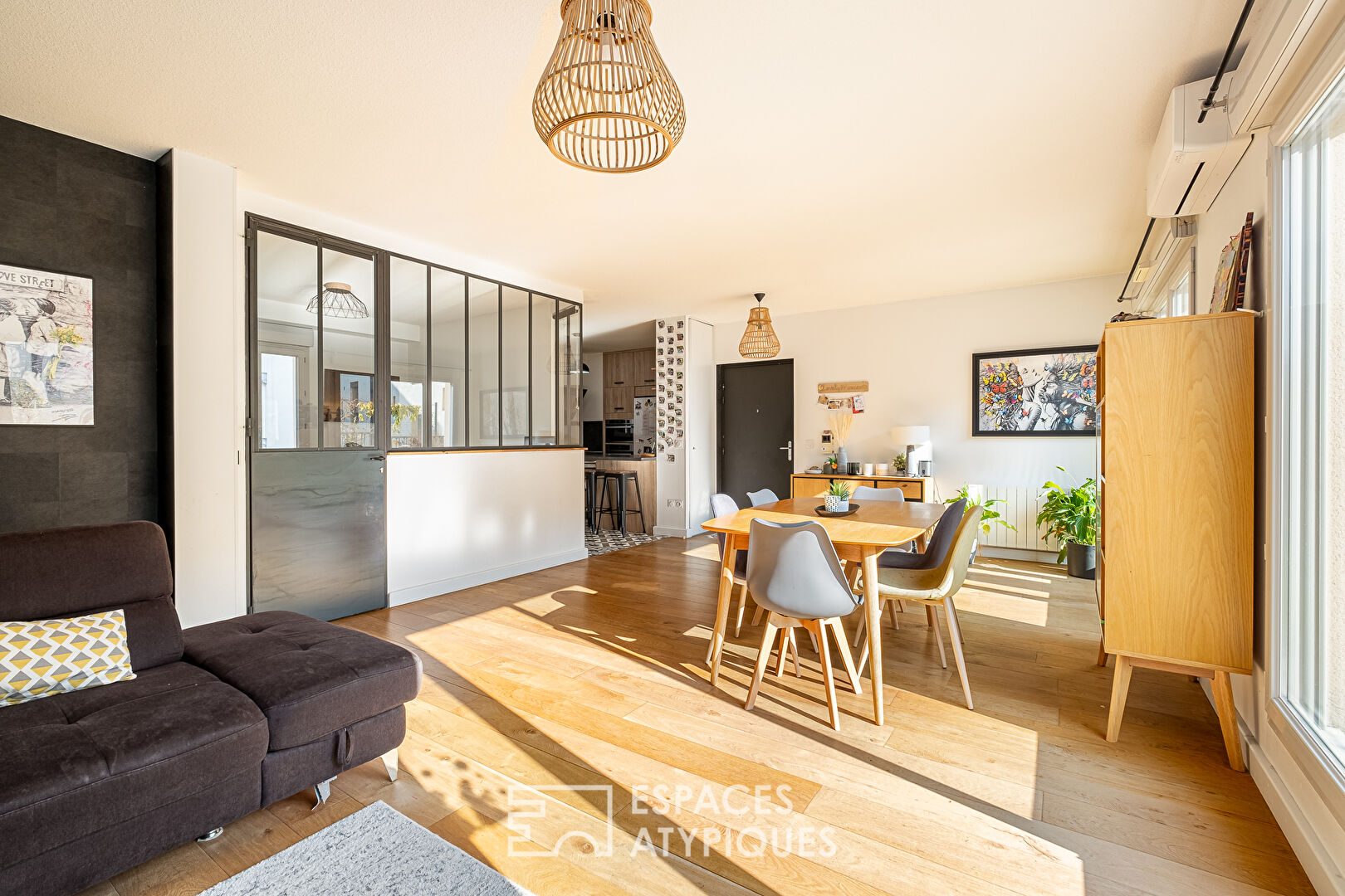 Appartement contemporain avec terrasse à Monplaisir