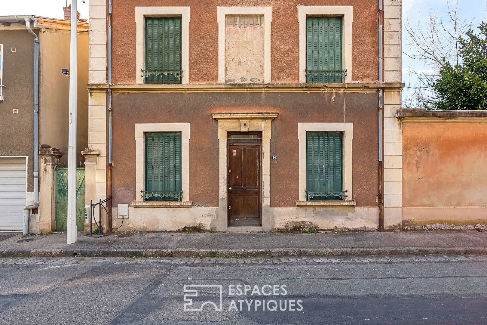 Maison bourgeoise à rénover en plein coeur de Montchat