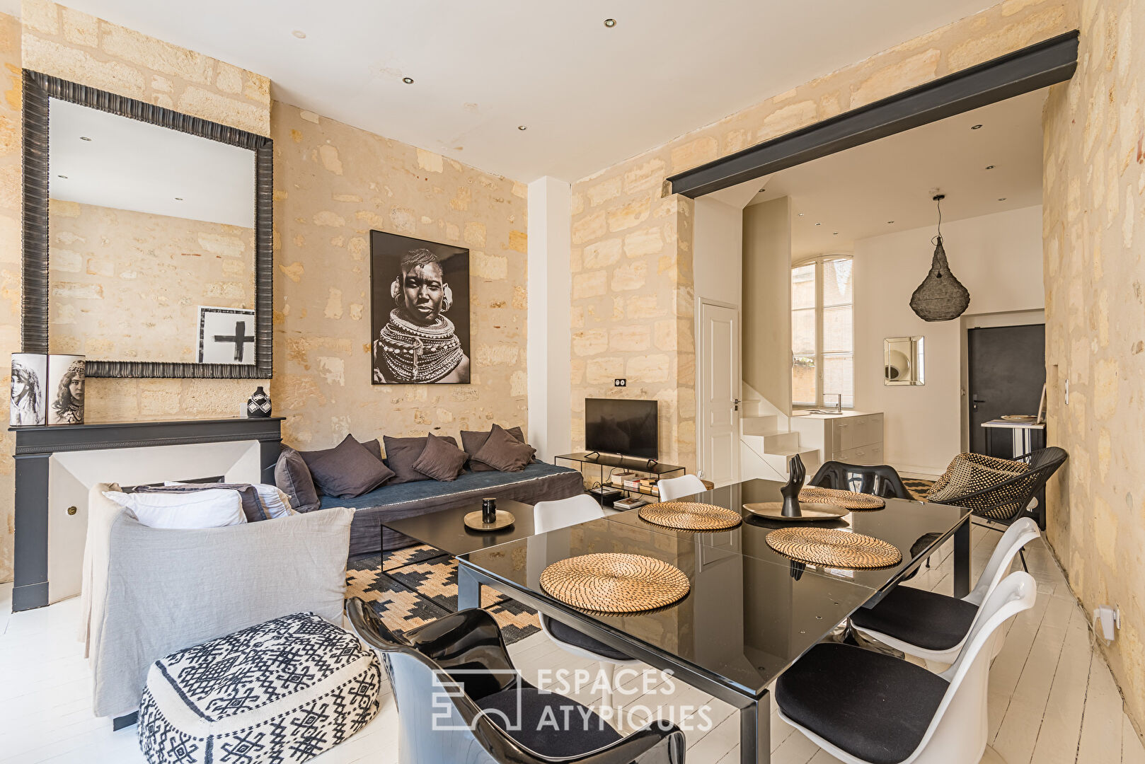 The elegant renovated duplex in the city center