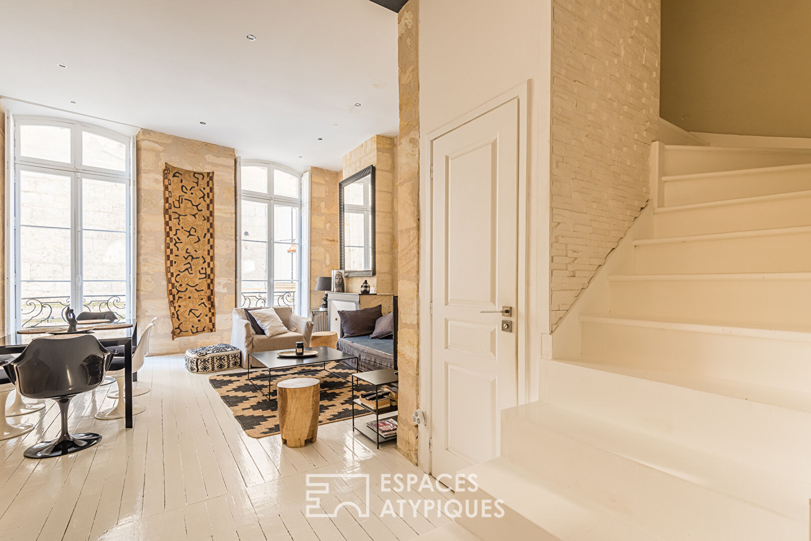 The elegant renovated duplex in the city center